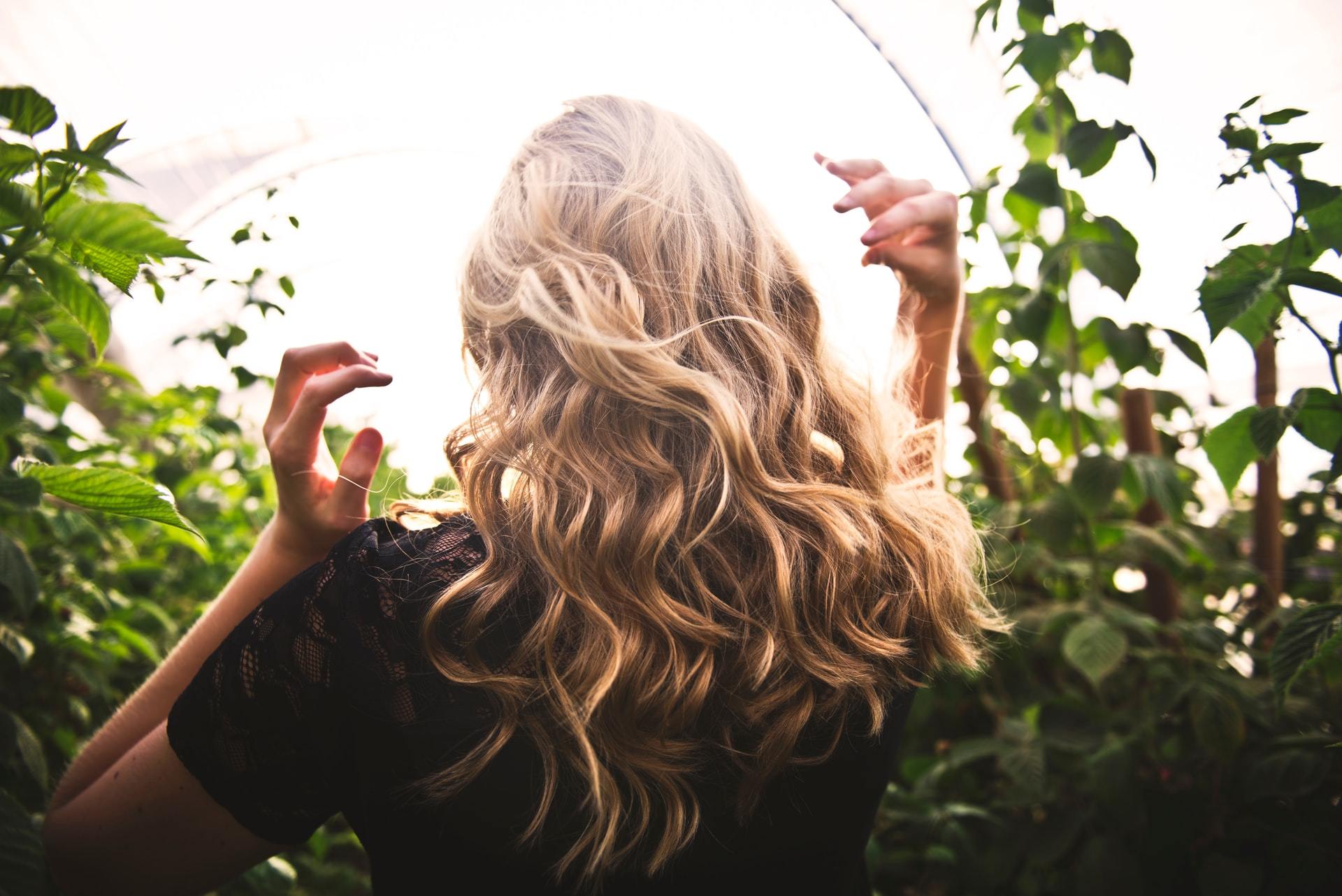 A natural hair oil