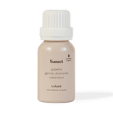 volant sunset essential oil blend bottle. Made from pure Cedarwood, German Chamomile and Grapefruit, it is inspired by dreaming, sunsets, and refreshing breezes.