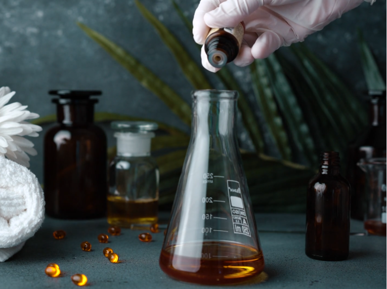 A Complete Guide to Essential Oil Blending Volant