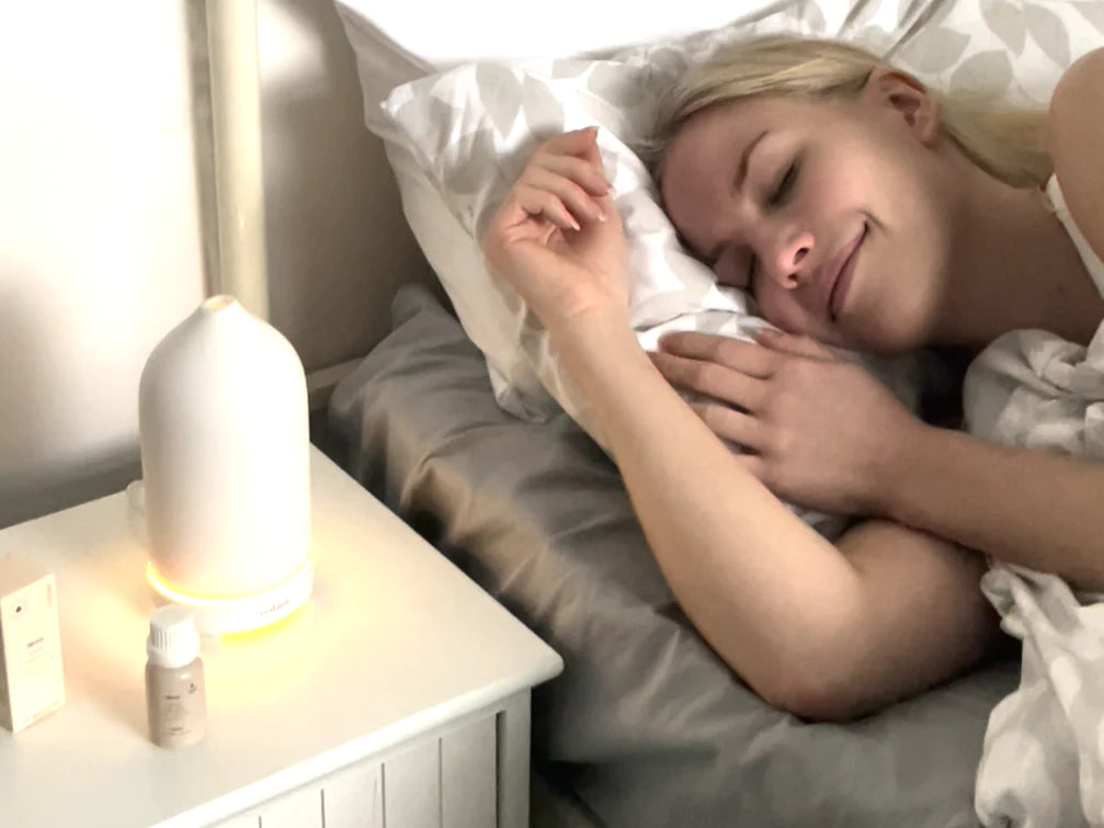 Eteriska oljor för sömn: Upptäck hemligheten bakom en god natts sömn
