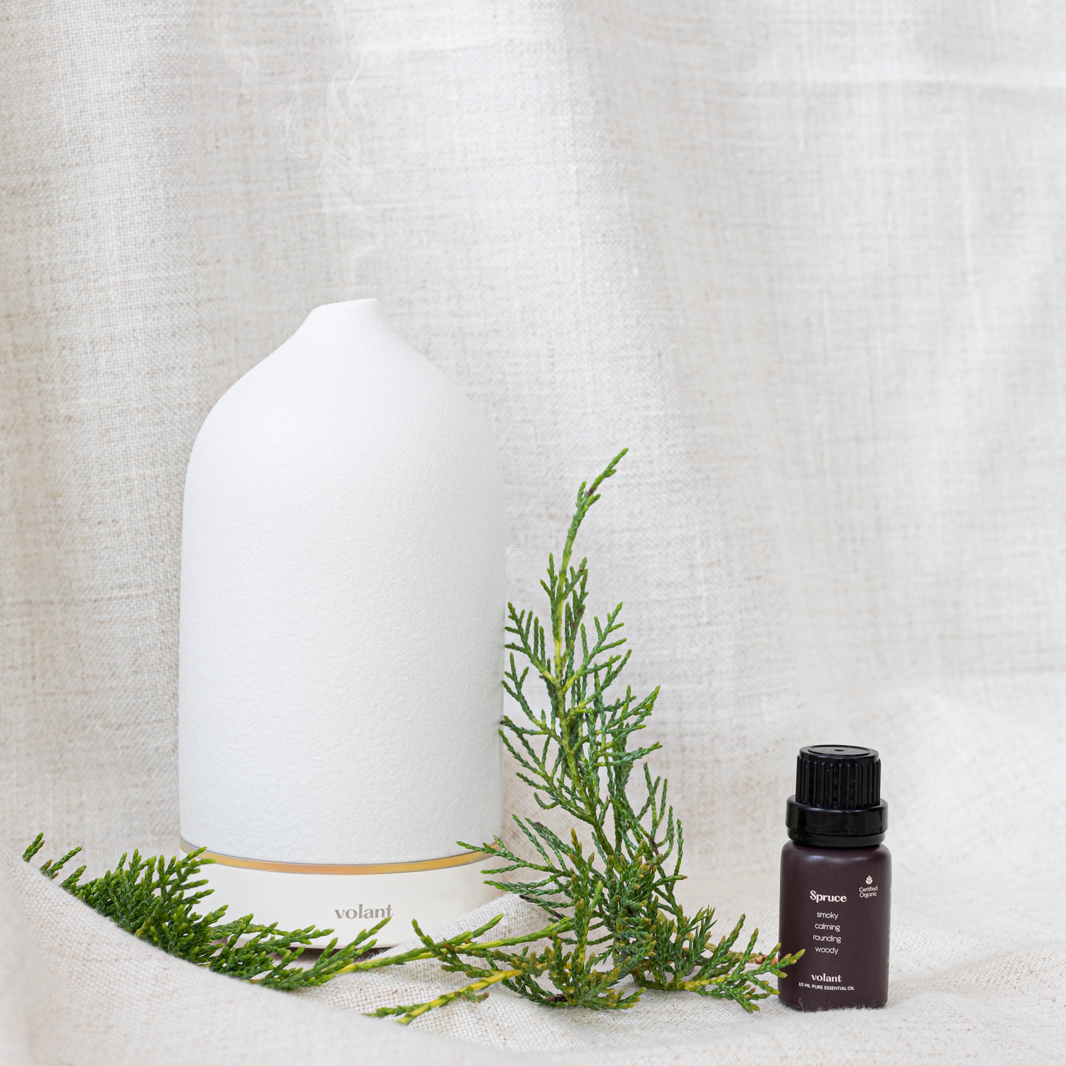 volant white diffuser using organic spruce essential oil for nature like smell in your  home