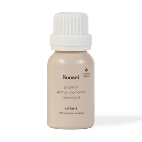 volant sunset essential oil blend bottle. Made from pure Cedarwood, German Chamomile and Grapefruit, it is inspired by dreaming, sunsets, and refreshing breezes. 